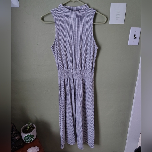 Caution to the Wind Women's Small Gray Ribbed Mock Neck Dress - Picture 5 of 12